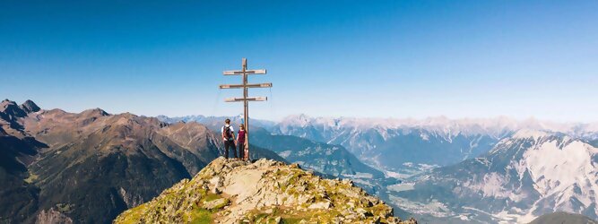Trip Weekend Tirol - Region Ötztal auf die Reise - Wunschliste! Finde die besten Sehenswürdigkeiten der Region Ötztal, Erlebnisse und gemütlichen Unterkünfte der Hotels in der Tiroler Region Ötztal. Lust bei einem Last Minute Urlaub, die Region Ötztal zu erkunden? Buche günstige Unterkünfte in der Region Ötztal mit herrlichen Blick auf die Berge. Region Ötztal Urlaub Angebote ob Hotel mit Halbpension, Unterkunft mit Frühstück oder flexibel & spontan bleiben und eine große Auswahl an Ferienhäuser - Ferienwohnungen in der Region Ötztal für den perfekten Urlaub vergleichen & buchen. Die Highlights finden, Tagesausflüge - Erlebnisse planen, die sich hervorragend eigenen zum Geschichten erzählen. Einen unvergesslichen Familienurlaub in der Region Ötztal in einer Ferienwohnung verbringen und dabei die besten Urlaubsangebote aller Orte in der Region Ötztal erhalten. Beliebte Orte für eine Urlaubsbuchung in der Region Ötztal: Haiming, Längenfeld, Obergurgl, Hochgurgl, Sautens, Sölden, Umhausen und Oetz